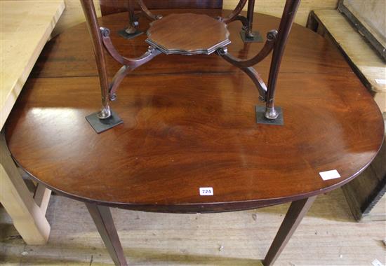 Mahogany D end dining table (with 1 leaf)